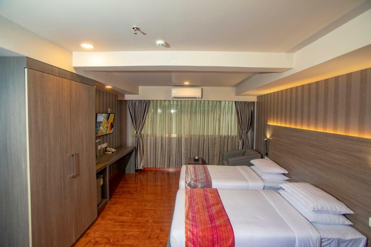 Prestige Residences At Golden Valley By Grand United Hospitality Янгон Экстерьер фото