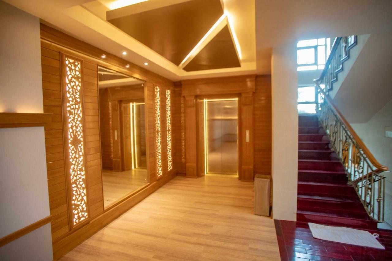 Prestige Residences At Golden Valley By Grand United Hospitality Янгон Экстерьер фото