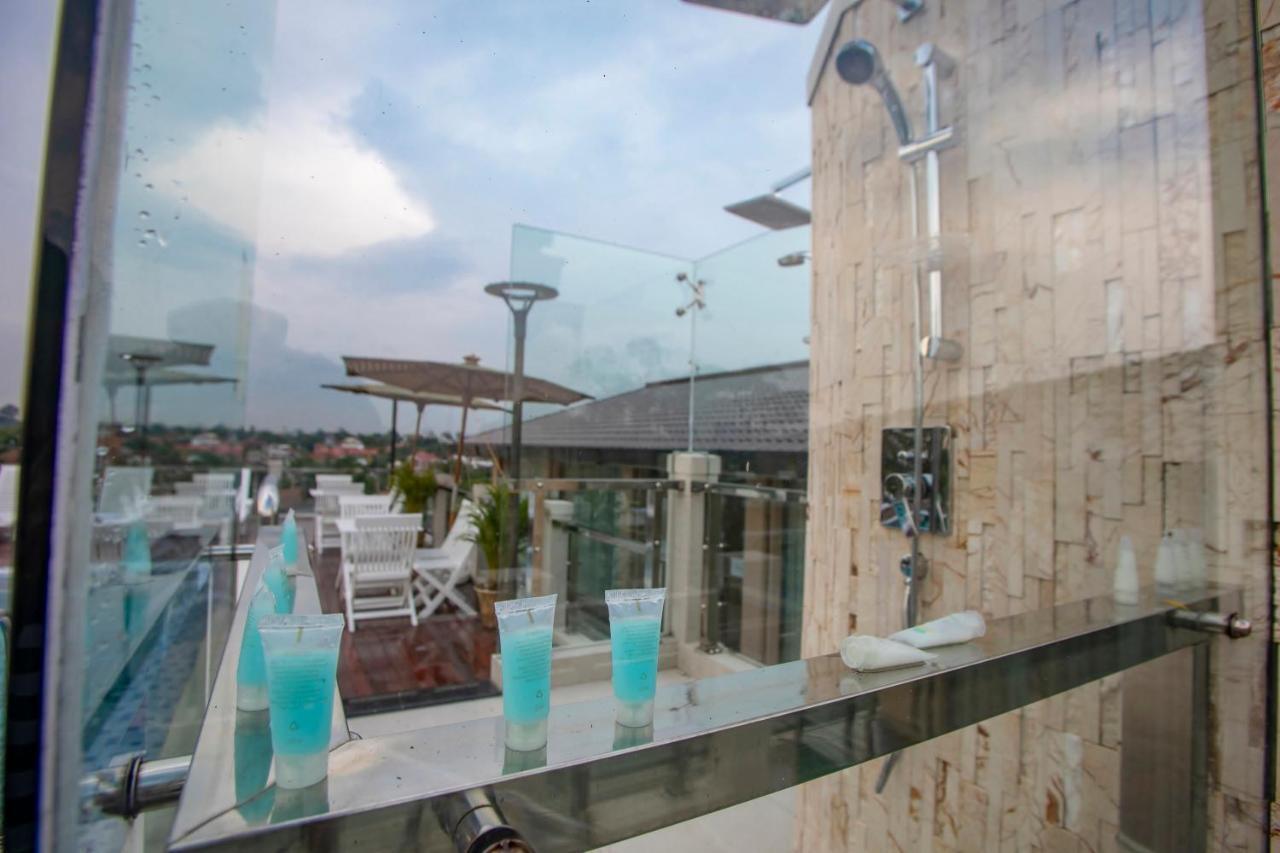 Prestige Residences At Golden Valley By Grand United Hospitality Янгон Экстерьер фото