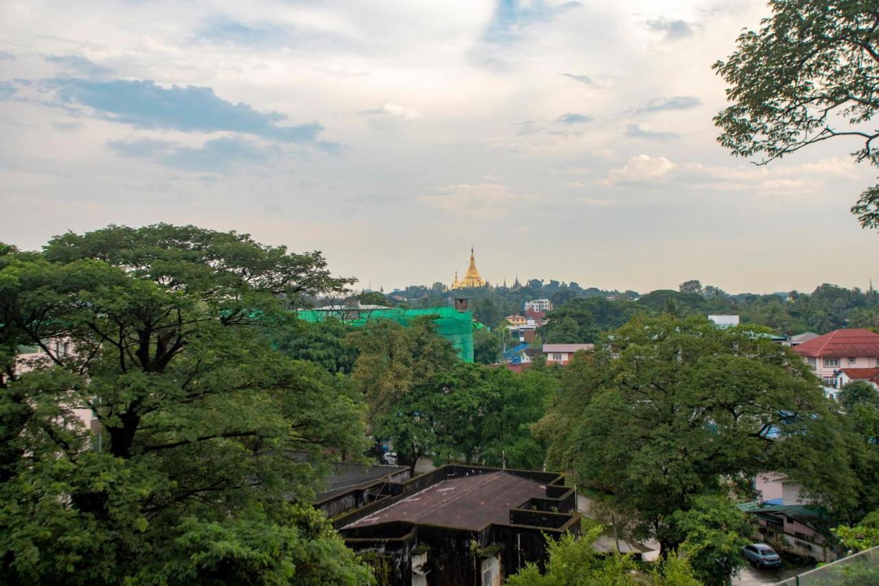 Prestige Residences At Golden Valley By Grand United Hospitality Янгон Экстерьер фото